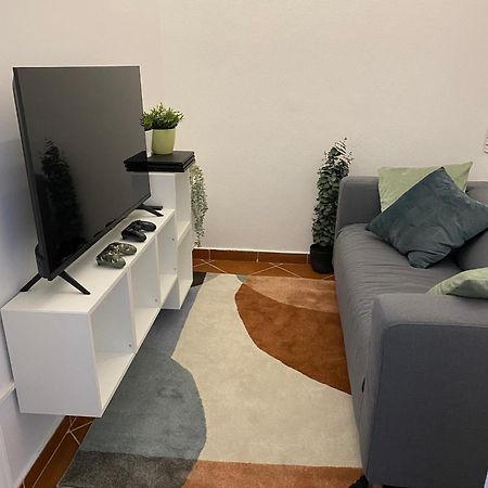Birdie 3-Bdr Apartment ブダペスト エクステリア 写真
