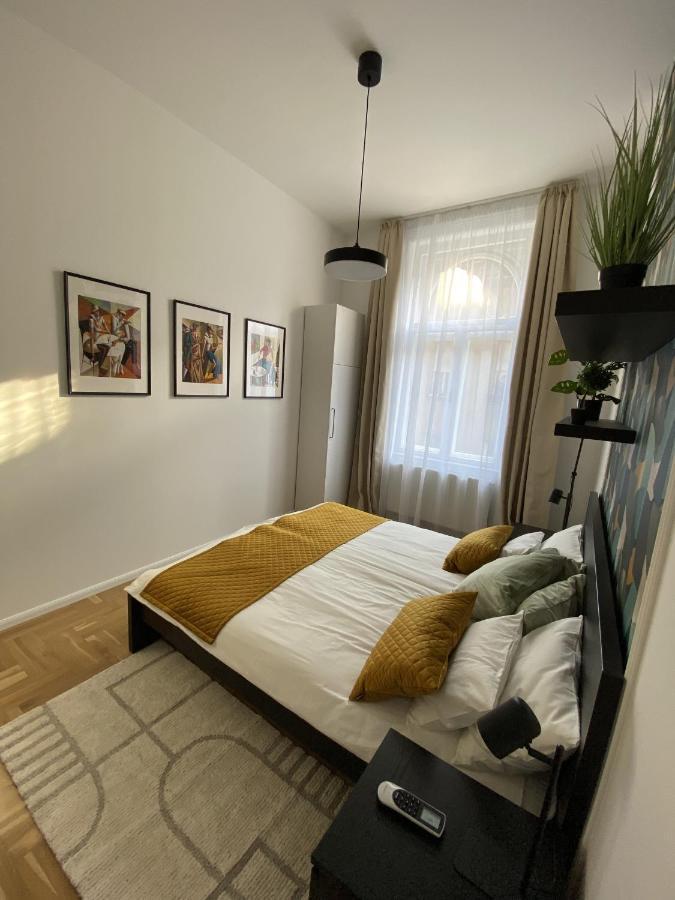 Birdie 3-Bdr Apartment ブダペスト エクステリア 写真